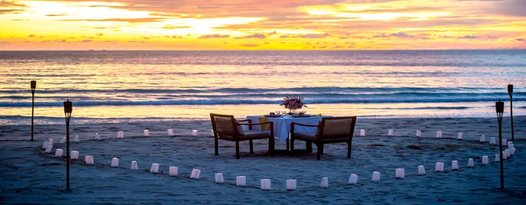 Romantic Beach Dinner