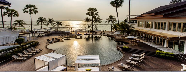 Dinner on the Deck at Pullman Pattaya Hotel G