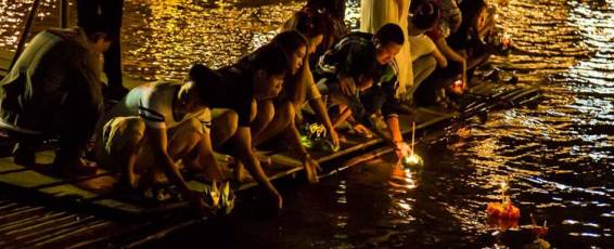 Loy Krathong Celebrations in Bangkok