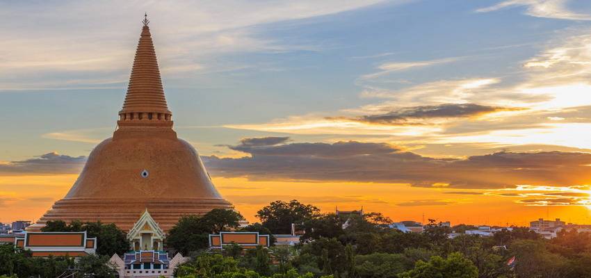 Phra Pathom Chedi Bangkok Temple Attractions Nakhon Pathom Thailand